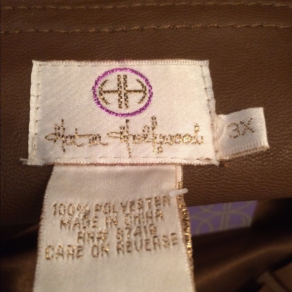 Hot in Hollywood Faux Leather Jacket - Picture 4 of 8